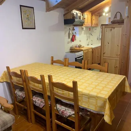 Nora Holiday home Chamois