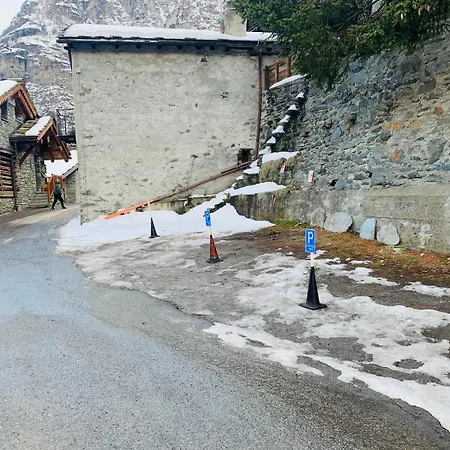 Nora Сasa de vacaciones