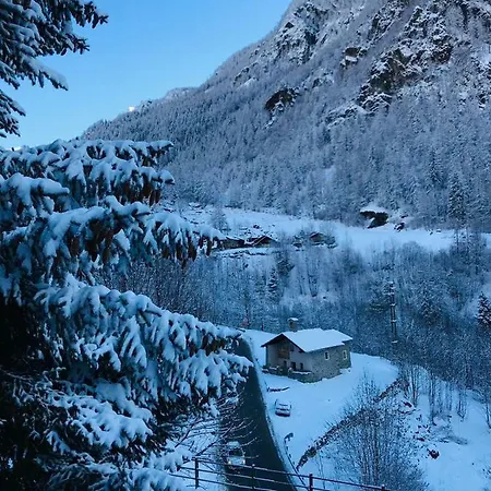 Nora * Valtournenche