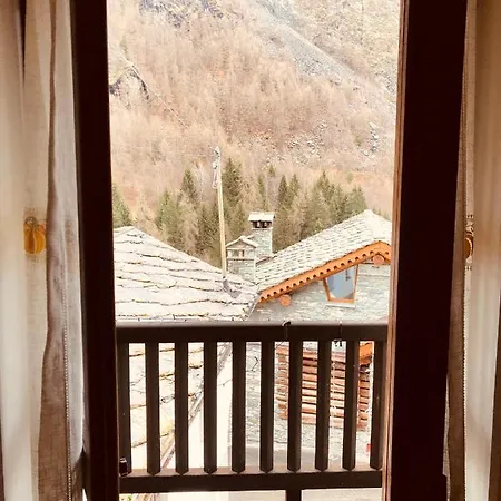 Nora * Valtournenche