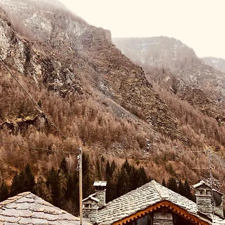 Nora * Valtournenche